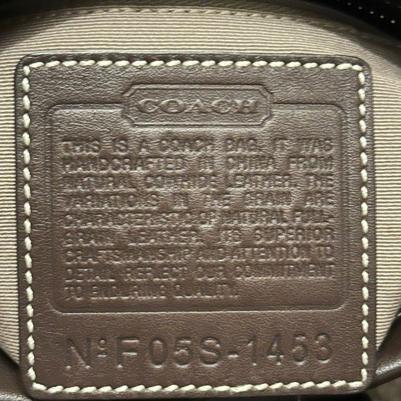 Coach Soho Slim Hand Shoulder Bag EUC - Picture 6 of 8